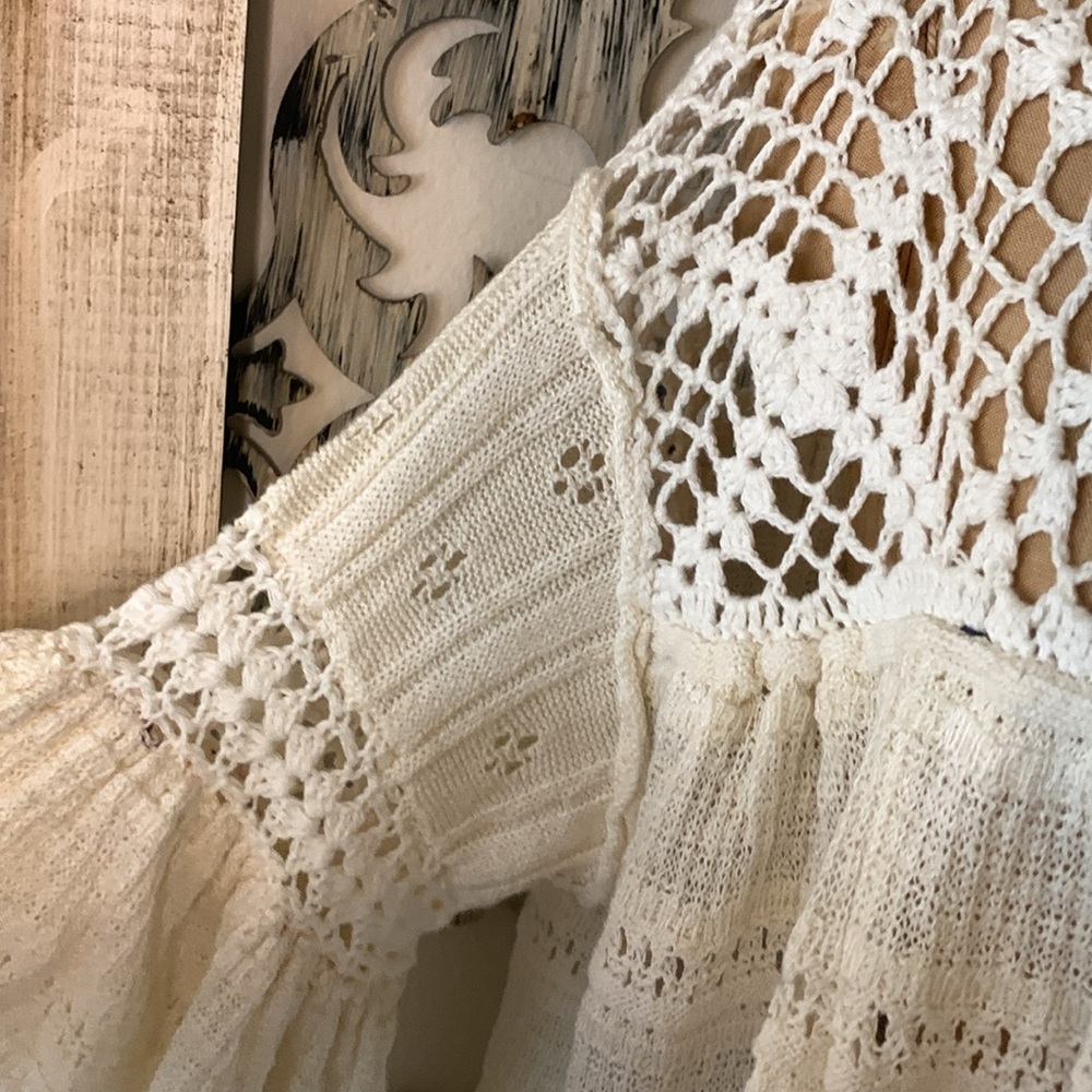 Free people knit sweater top with crochet inserts cream Large - Picture 8 of 12